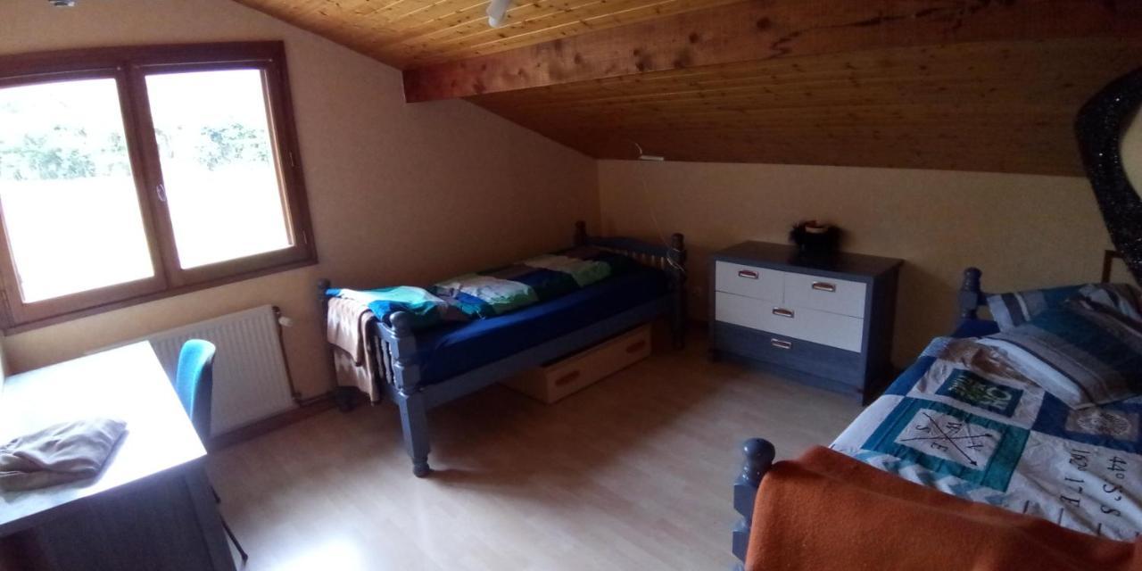 Zimmer Mit Fruehstueck Challes-les-Eaux Kültér fotó